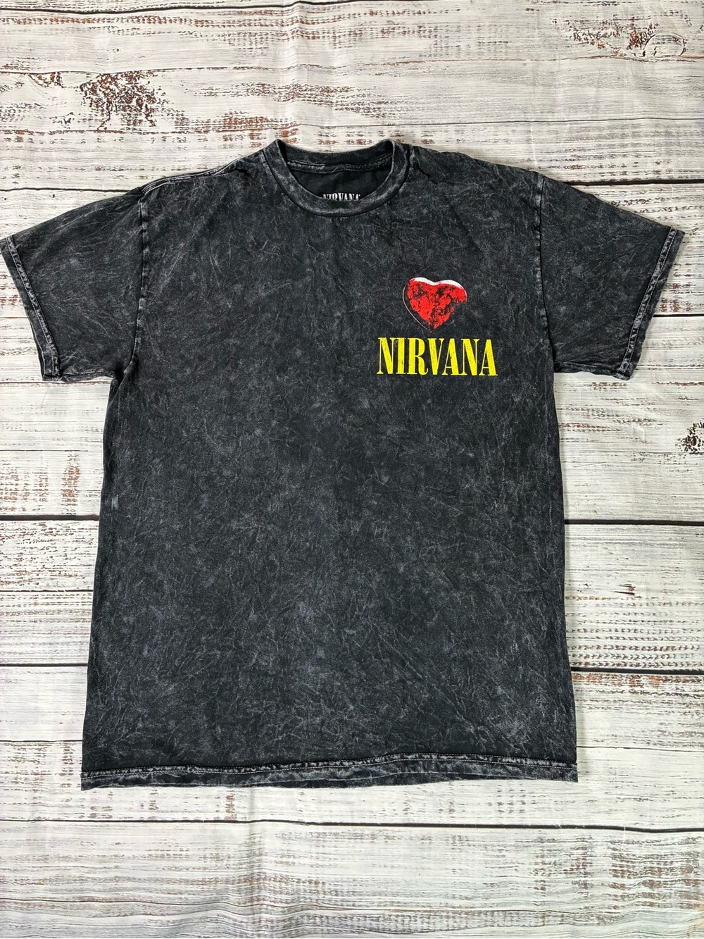 Nirvana T-shirt Men’s Medium Heart Shaped Box Black Acid Wash Large Back Graphic